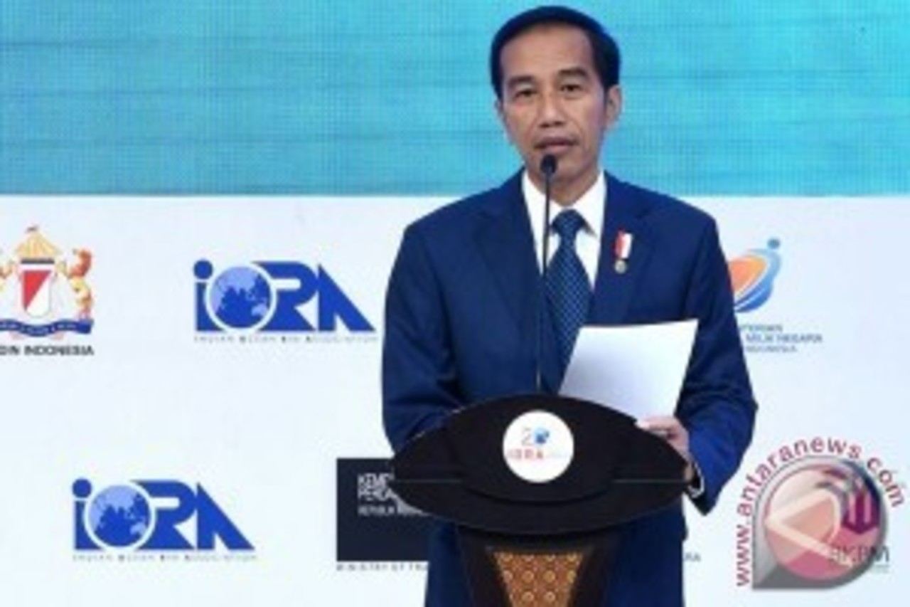 Presiden Jokowi Bagi Pengalaman Bisnis Furnitur di IORA
