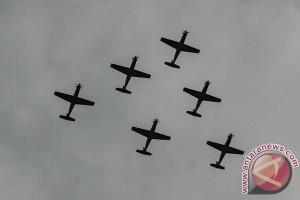 12 Penerbang TNI AU Unjuk Kebolehan di Malaysia 12 Penerbang TNI AU Unjuk Kebolehan di Malaysia