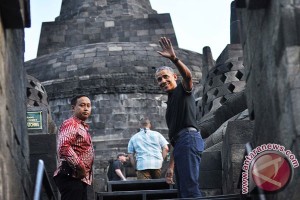 Obama Pidato di Depan Ribuan Diaspora Indonesia Obama Pidato di Depan Ribuan Diaspora Indonesia