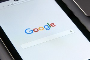 Berhenti cari tahu gejala penyakit lewat "Googling" Berhenti cari tahu gejala penyakit lewat "Googling"
