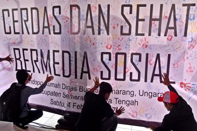 Blokir Tak Efektif, Menkominfo Harap Fatwa MUI Berantas Hoax Blokir Tak Efektif, Menkominfo Harap Fatwa MUI Berantas Hoax