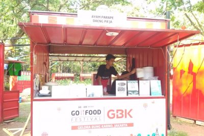 Pedasnya Ayam Parape Daeng PaJa Pemikat Hamish Daud Pedasnya Ayam Parape Daeng PaJa Pemikat Hamish Daud