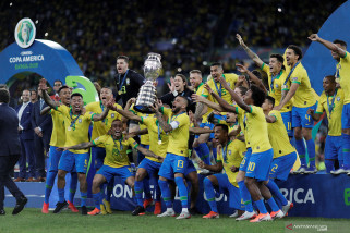 Pemain-pemain Brasil Merespons Komentar Kontroversial Messi Pemain-pemain Brasil Merespons Komentar Kontroversial Messi