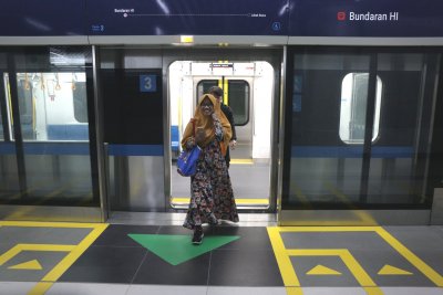 Tarif MRT Berlaku Normal Mulai Senin, 13 Mei 2019 Tarif MRT Berlaku Normal Mulai Senin, 13 Mei 2019