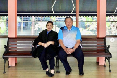 Almarhumah Ani Yudhoyono Akan Dimakamkan di TMP Kalibata Almarhumah Ani Yudhoyono Akan Dimakamkan di TMP Kalibata