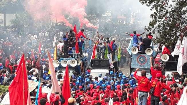 Tidak Demo, Buruh di 3 Daerah Ini Peringati May Day dengan Unik Tidak Demo, Buruh di 3 Daerah Ini Peringati May Day dengan Unik