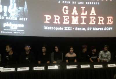  Film 'Danur: I Can See Ghost', Petualangan Si Gadis Indigo 