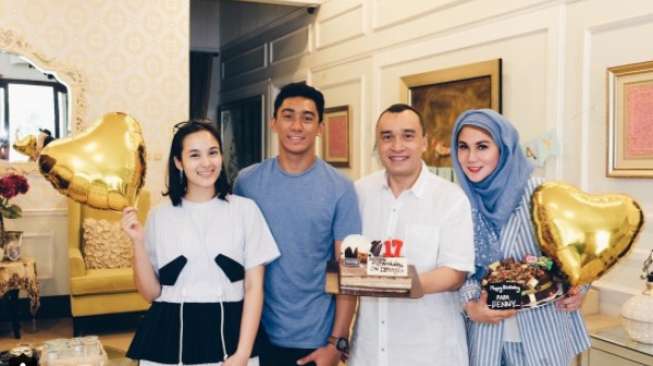 Chelsea Islan Ditanya Soal Kemesraan dengan Daffa, Ini Jawabnya Chelsea Islan Ditanya Soal Kemesraan dengan Daffa, Ini Jawabnya