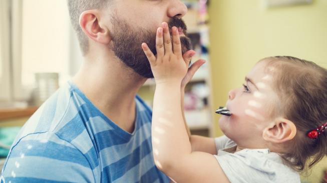 Studi : Lelaki Brewokan Punya Testis Kecil