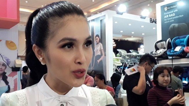 Mewah, 5 Seleb Ini Lengkapi Rumah dengan Lift Mewah, 5 Seleb Ini Lengkapi Rumah dengan Lift