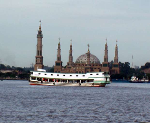 Pemerintah Kembangkan Wisata Kapal Pesiar Sungai Mahakam Pemerintah Kembangkan Wisata Kapal Pesiar Sungai Mahakam