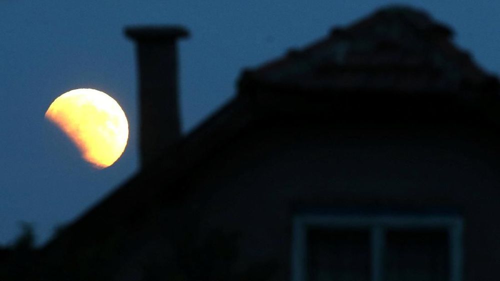 Daftar Negara yang Bisa Amati Gerhana Bulan Sebagian