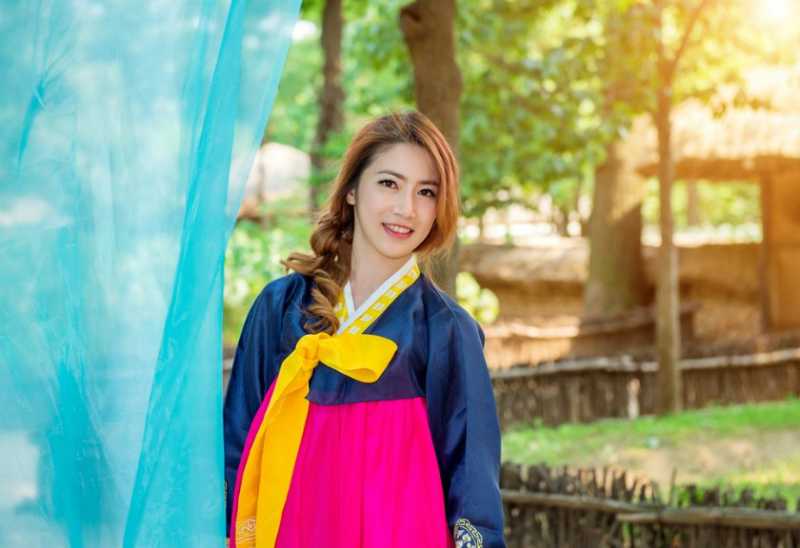 Wah,Begini Ternyata Cara Memoles Bibir Seperti Artis Cantik Korea Wah,Begini Ternyata Cara Memoles Bibir Seperti Artis Cantik Korea