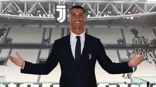 Ini Penampilan Anyar Cristiano Ronaldo di Cover Gim FIFA 19