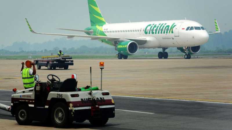 Merokok saat Naik Pesawat, Penumpang Citilink Dipaksa Turun Merokok saat Naik Pesawat, Penumpang Citilink Dipaksa Turun