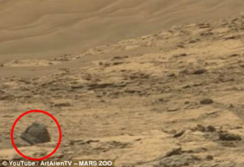  Misteri Benda Mirip Mesin Kasir Kuno yang Ada di Planet Mars 