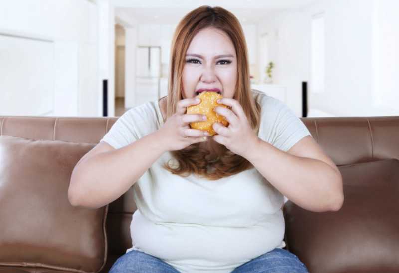 Makan Terburu-buru Berdampak Buruk Buat Kesehatan Makan Terburu-buru Berdampak Buruk Buat Kesehatan