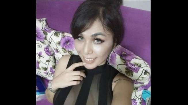 Paranormal Ini Blak-blakan soal Gebby Vesta Waria Paranormal Ini Blak-blakan soal Gebby Vesta Waria