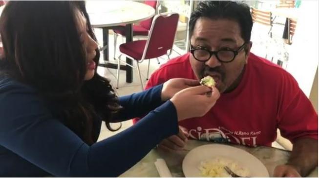 Sarah Suapi Si Doel, Netizen Baper Sarah Suapi Si Doel, Netizen Baper
