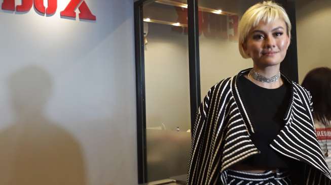 Asyik, Agnez Mo Buka Resto Manado Harga Terjangkau Redbox! Asyik, Agnez Mo Buka Resto Manado Harga Terjangkau Redbox!