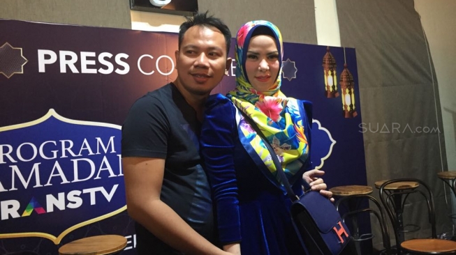Angel Lelga Digerebek, Pengacara Vicky Prasetyo : Memalukan Sekali Angel Lelga Digerebek, Pengacara Vicky Prasetyo : Memalukan Sekali