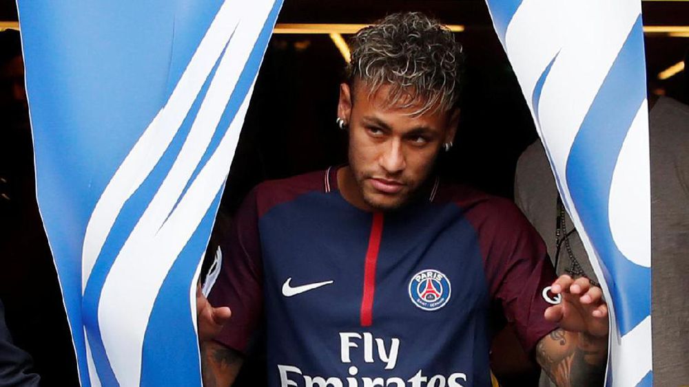 Banyak Berita Miring, Neymar Salahkan Media di Perancis