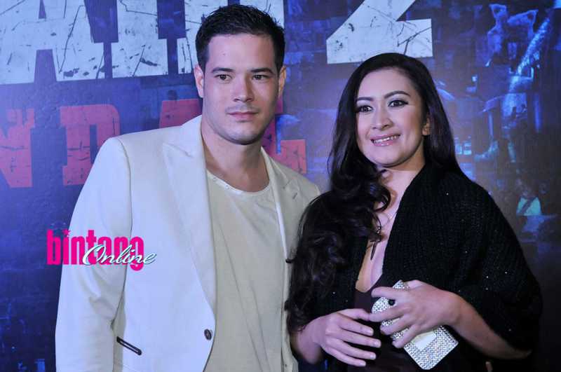 Foto Bareng, Zack Lee - Nafa Urbach Diminta Balikan Foto Bareng, Zack Lee - Nafa Urbach Diminta Balikan