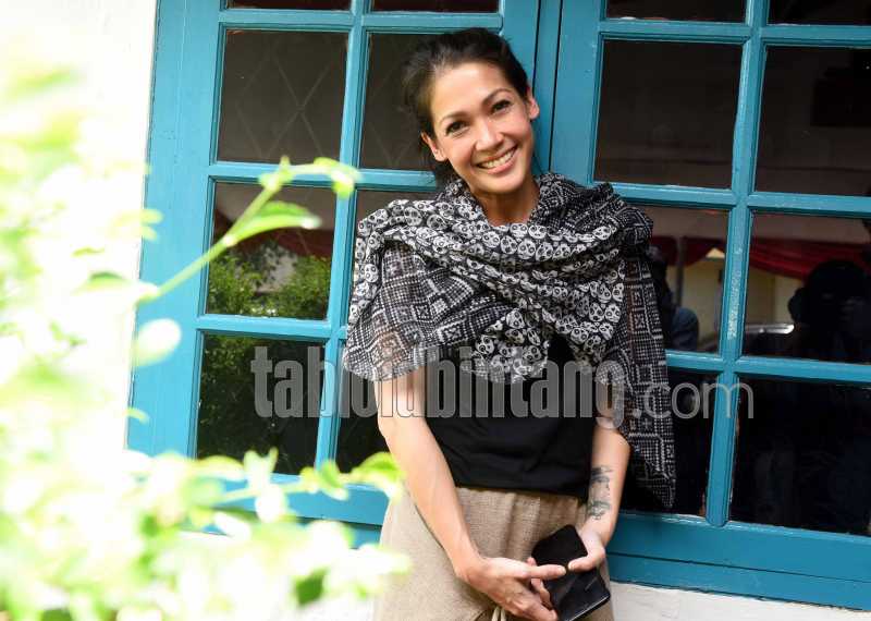 Rindu Tora Sudiro, Mieke Amalia Tulis Surat Cinta Rindu Tora Sudiro, Mieke Amalia Tulis Surat Cinta