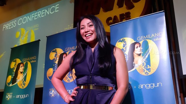 Anggun C Sasmi Gelar Konser Amal untuk Biaya Pendidikan Anggun C Sasmi Gelar Konser Amal untuk Biaya Pendidikan