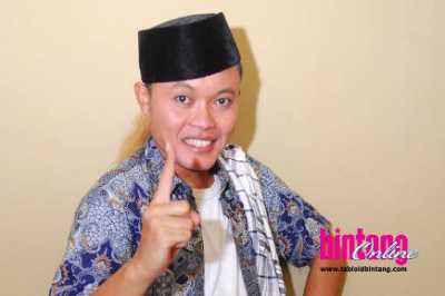 Dikhianati Istri, Sule Curhat Lewat Lagu Ini