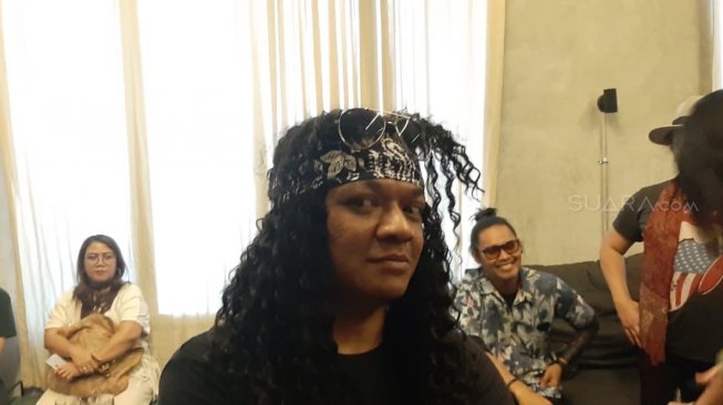 Cerita Candil Manggung di Tengah Kabut Asap Cerita Candil Manggung di Tengah Kabut Asap