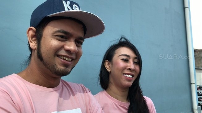 Ditipu Rp 1 Miliar, Rio Reifan dan Istri Jadi Takut Berbisnis Ditipu Rp 1 Miliar, Rio Reifan dan Istri Jadi Takut Berbisnis
