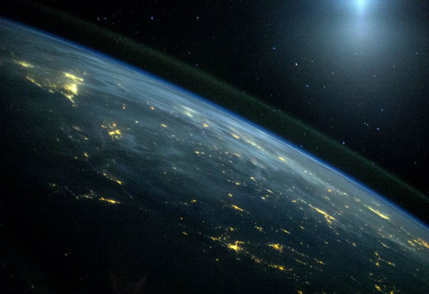  Foto Indahnya Pemandangan Bumi Diambil Astronot dari Luar Angkasa 