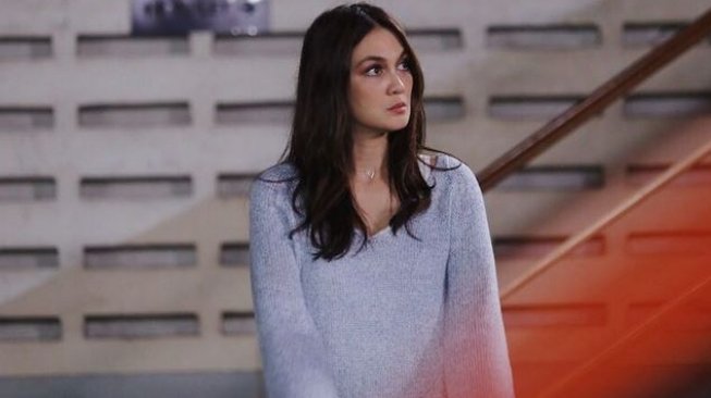 Bela Luna Maya, Melaney Ricardo Semprot Lambe Turah Bela Luna Maya, Melaney Ricardo Semprot Lambe Turah