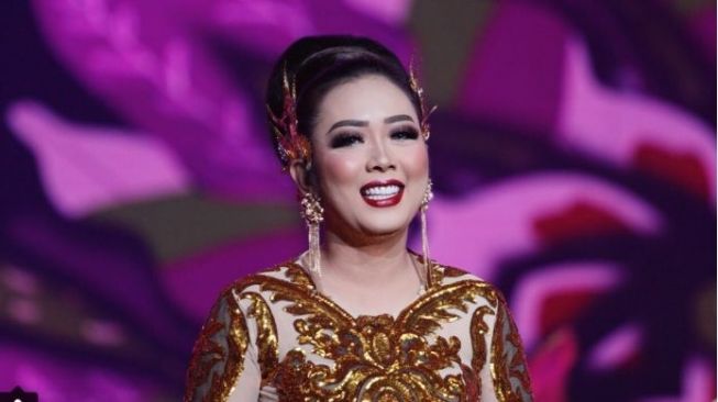 Sekarang Jadi Artis Terkenal, Masa Lalu Soimah Ternyata... Sekarang Jadi Artis Terkenal, Masa Lalu Soimah Ternyata...