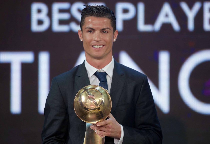  Cristiano Ronaldo Ajak Dunia Bantu Pengungsi Rohingya 