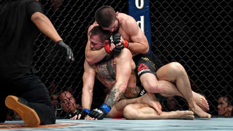 Khabib Ingin Cabut Jantung McGregor