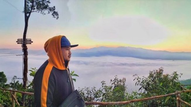 Gunung Luhur Tutup Sementara, 4 Negeri di Atas Awan Ini Tak Kalah Indah Gunung Luhur Tutup Sementara, 4 Negeri di Atas Awan Ini Tak Kalah Indah