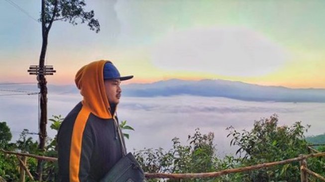 Gunung Luhur Tutup Sementara, 4 Negeri di Atas Awan Ini Tak Kalah Indah