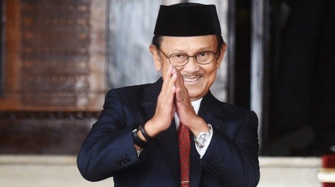 Intip Harta Peninggalan Habibie, Ada Mobil Mewah Antik Hingga Gedung Tinggi