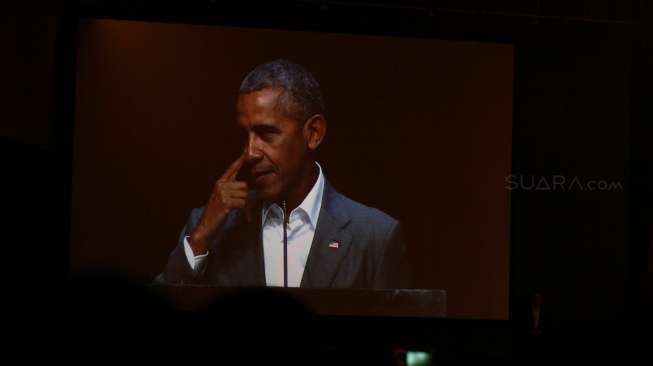 Barack Obama Lepas Cincin Kawin, Ada Masalah dengan Michelle? Barack Obama Lepas Cincin Kawin, Ada Masalah dengan Michelle?