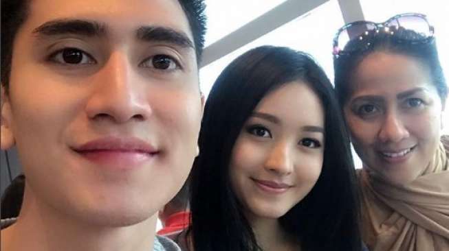 Venna Melinda Akui Mirip Natasha Wilona Venna Melinda Akui Mirip Natasha Wilona