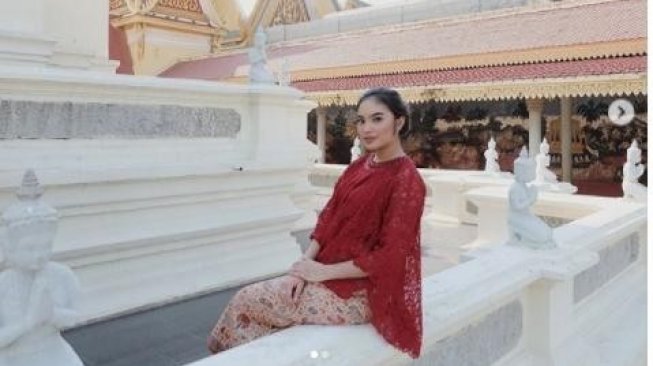 Cicit Presiden Soekarno, Intip 5 Potret Cantik Syandria Kameron Cicit Presiden Soekarno, Intip 5 Potret Cantik Syandria Kameron