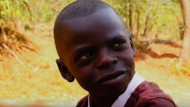 Tragis, YouTuber Cilik asal Afrika Ini Meninggal Karena Malaria Tragis, YouTuber Cilik asal Afrika Ini Meninggal Karena Malaria