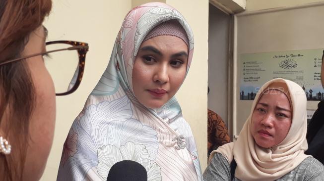 Dituding Sengaja Berpose Seksi, Kartika Putri Angkat Bicara Dituding Sengaja Berpose Seksi, Kartika Putri Angkat Bicara