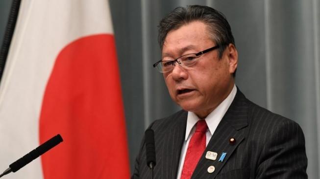 Menteri Keamanan Cybersecurity Jepang Tak Pernah Pakai Komputer?
