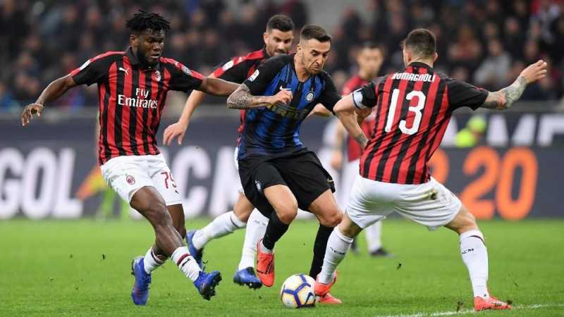 Inter Kalahkan Milan pada Laga Derbi di Liga Italia Inter Kalahkan Milan pada Laga Derbi di Liga Italia