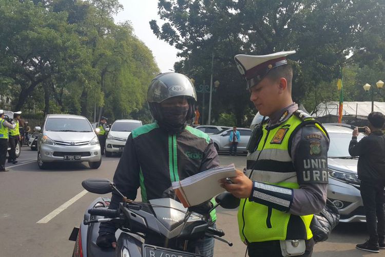 Simak Rencana Razia Pajak Kendaraan Tahap Dua Simak Rencana Razia Pajak Kendaraan Tahap Dua