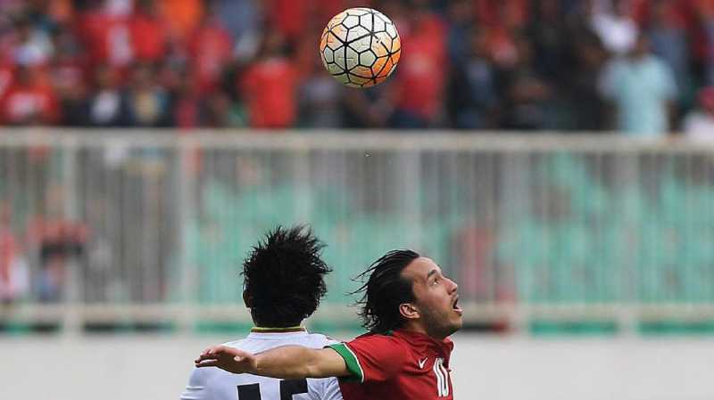 Ezra Walian Masih Negosiasi dengan West Ham United Ezra Walian Masih Negosiasi dengan West Ham United