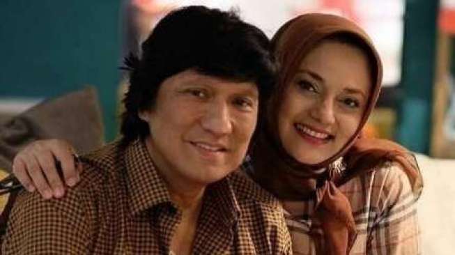 Marissa Haque dan Ikang Fawzi Kompak Ultah Bulan Ini Marissa Haque dan Ikang Fawzi Kompak Ultah Bulan Ini